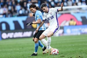 必发下载-津媒：廖锦涛在中场跑动和补位非常出色，应是伊万感兴趣的人选