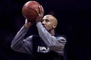 必发app-鲍文:当我能影响甜瓜&科比&麦迪时 人们才注意到我的防守