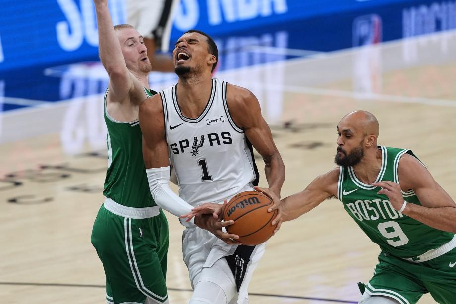 必发-文班亚马39+11怀特34+7 马刺力克凯尔特人取5连胜